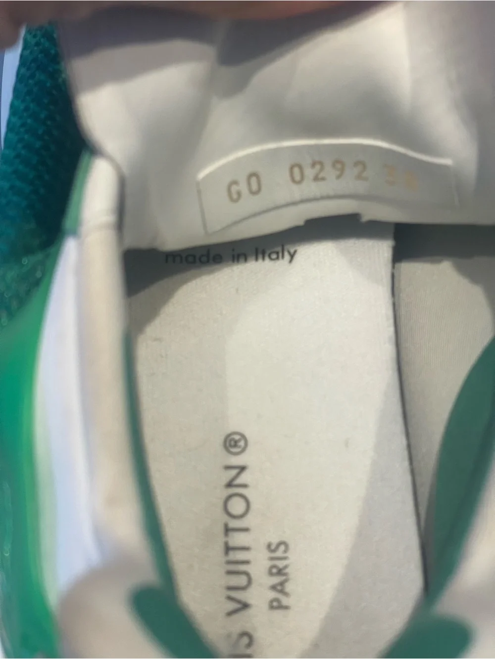 Authentic Louis Vuitton Run 55 Sneakers Green White Size 8 👍